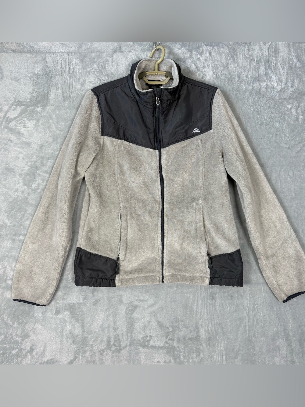 SNOZU Performance Fleece Women's Jacket Size Large Gray Zip Long Sleeve Pockets